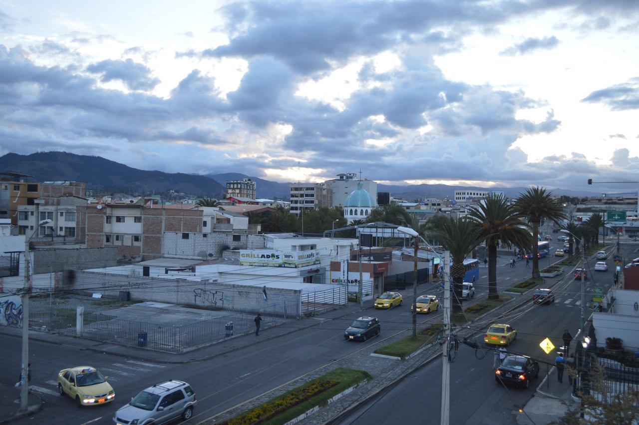 Hostal Alborada Riobamba Exterior photo