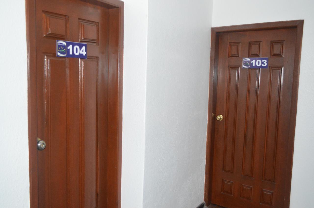 Hostal Alborada Riobamba Exterior photo