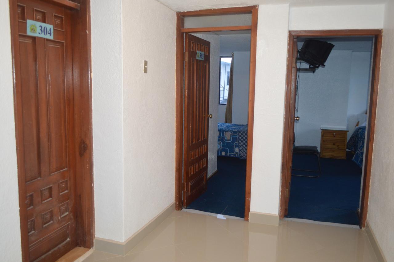 Hostal Alborada Riobamba Exterior photo