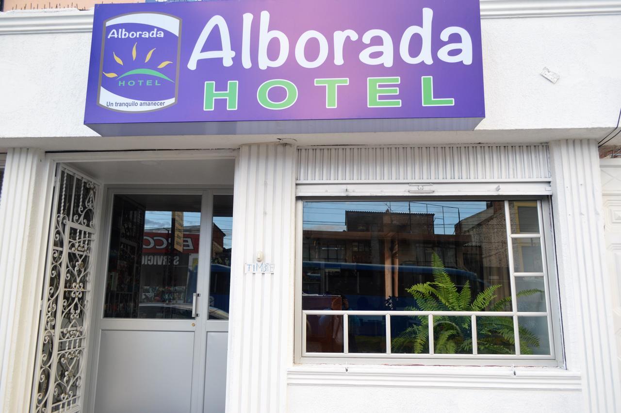 Hostal Alborada Riobamba Exterior photo